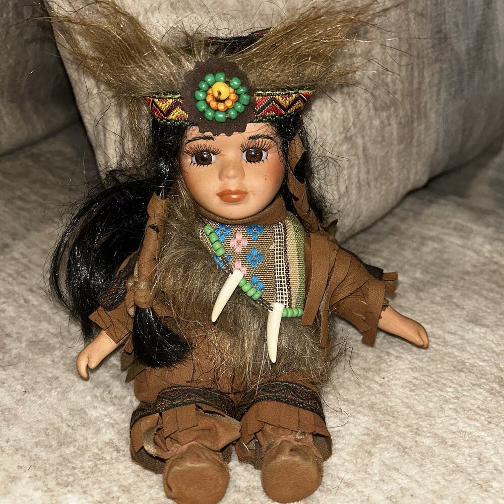 Kinnex 8" Native American Porcelain doll limited edition Indigenous Preowned